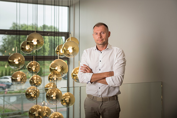 Dyrektor do spraw sprzedaży Łukasz Graca